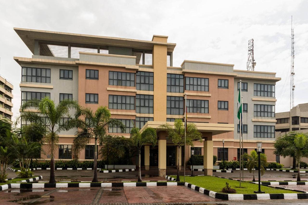 Protea Hotel By Marriott Ikeja Select Lagos Bagian luar foto