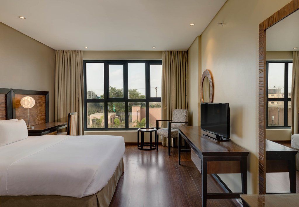 Protea Hotel By Marriott Ikeja Select Lagos Bagian luar foto