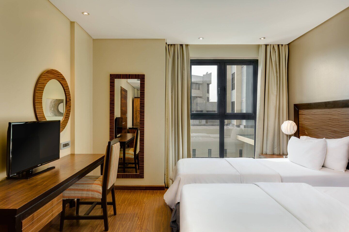 Protea Hotel By Marriott Ikeja Select Lagos Bagian luar foto